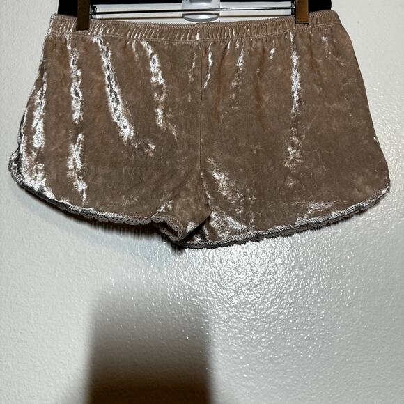 Danskin Velvet Intimated Lounge Sleep Shorts Lace Hem Elastic Waist Baby Pink XS - Picture 4 of 4